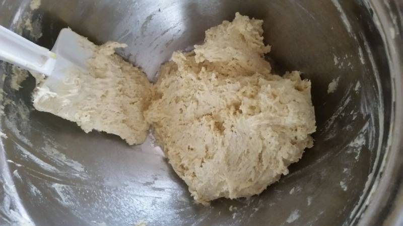 Steps for Making Banana Soft Biscuits