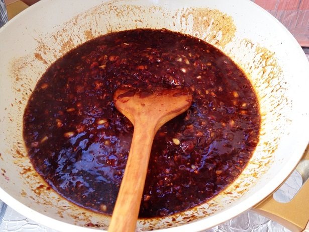 Steps for Making Five Nut Fried Korean Spicy Sauce