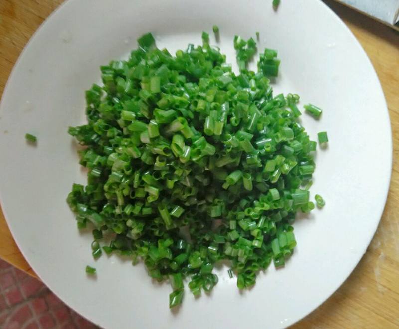 Steps for Making Green Onion Salad Bread Rolls