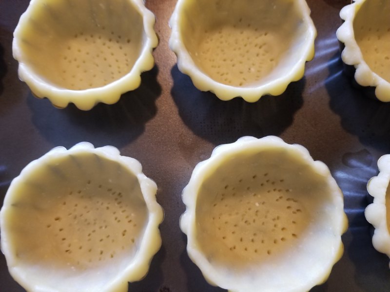 Steps for Making Hong Kong-style Egg Tarts