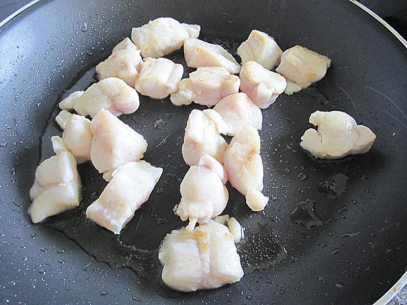 Steps for Cooking Fish Fillet Stir-Fried Okra