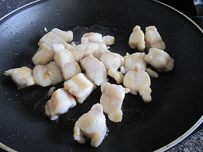 Steps for Cooking Fish Fillet Stir-Fried Okra