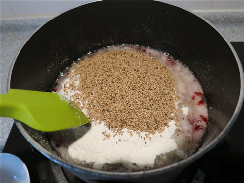 Plant-Based Wife Cake Cooking Steps