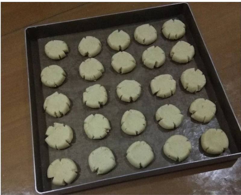 Steps for Making Margaret Cookies