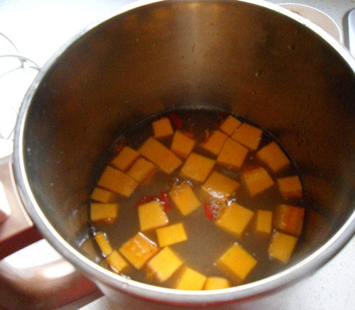 Steps for Cooking Pumpkin Congee