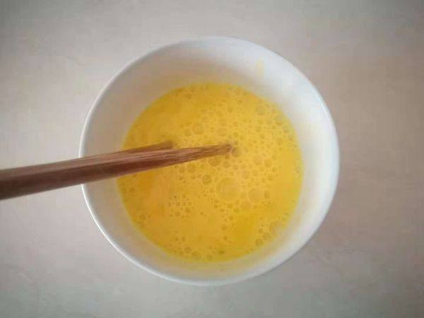 How to Remove the Fishy Smell from Eggs: Celery Leaf Egg Soup Step by Step