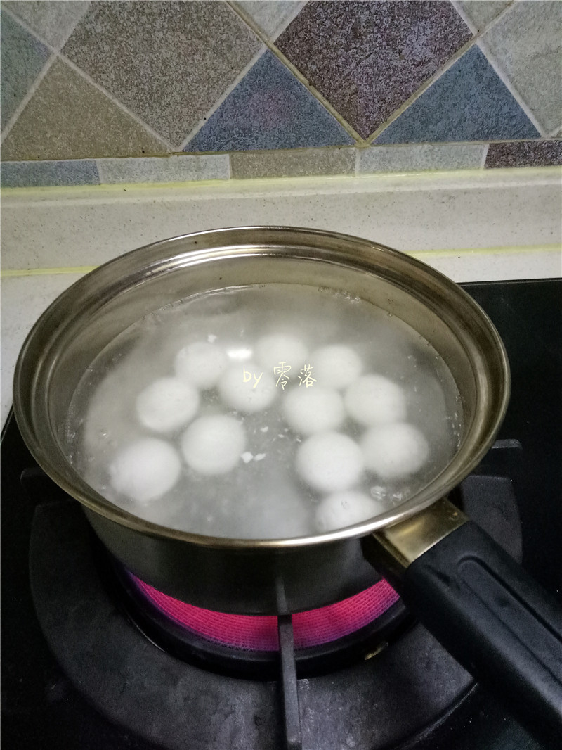 Steps for Making Coconut Glutinous Rice Balls