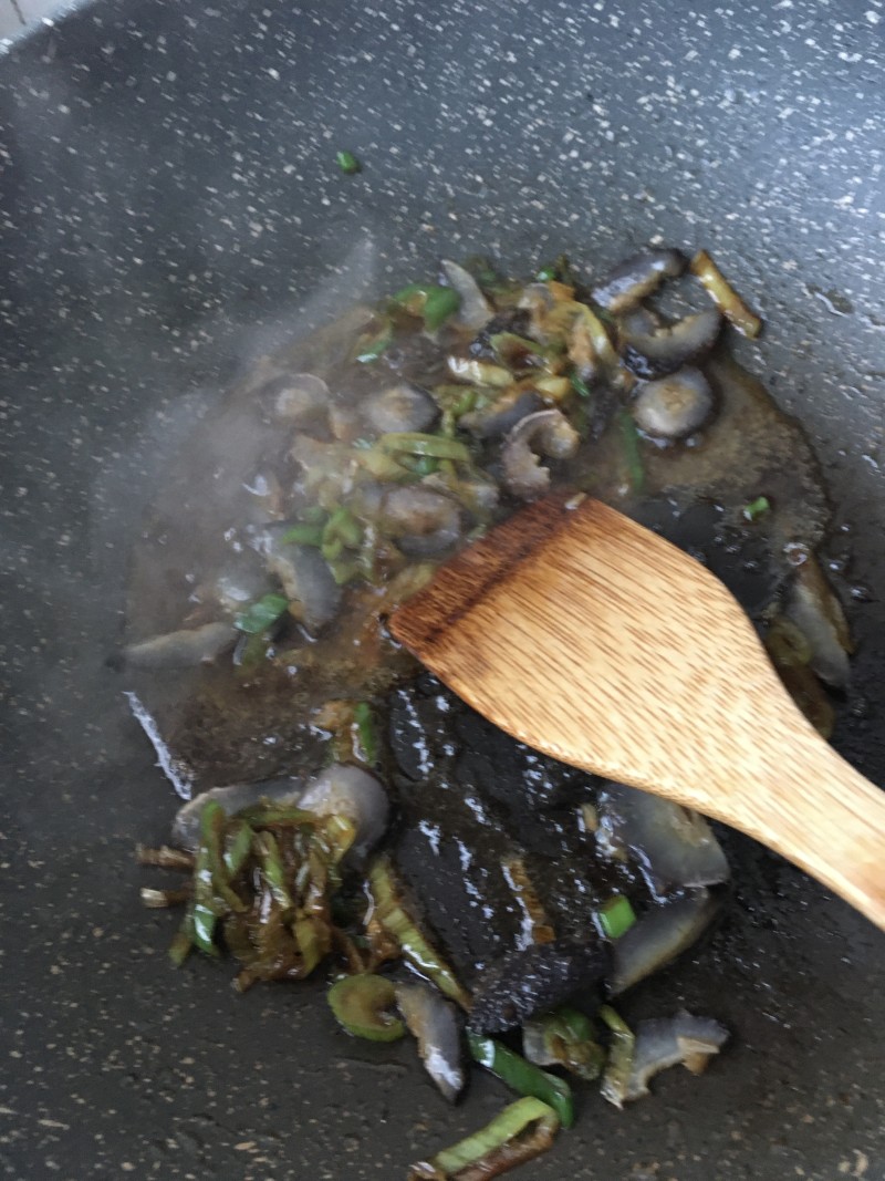 Steps for Making Sea Cucumber with Goose Egg