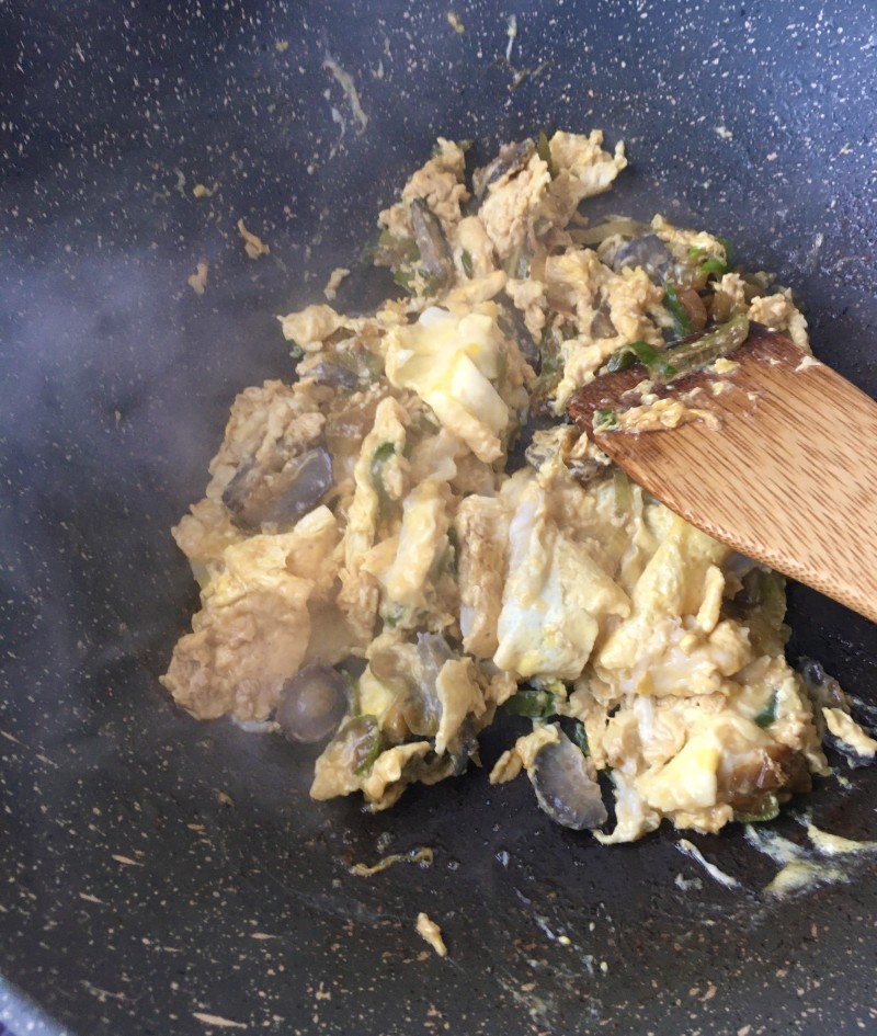 Steps for Making Sea Cucumber with Goose Egg