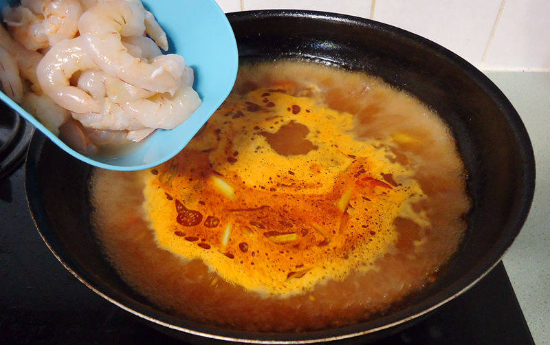 Laksa making steps