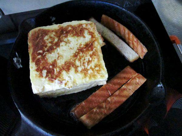 Steps to make Cheese French Toast