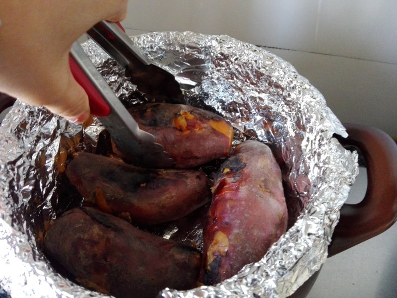 Kunbo Clay Pot Roasted Sweet Potatoes Cooking Steps