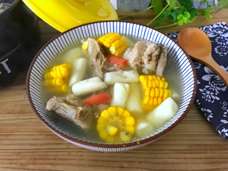 Tubular Bone Corn and Yam Stew