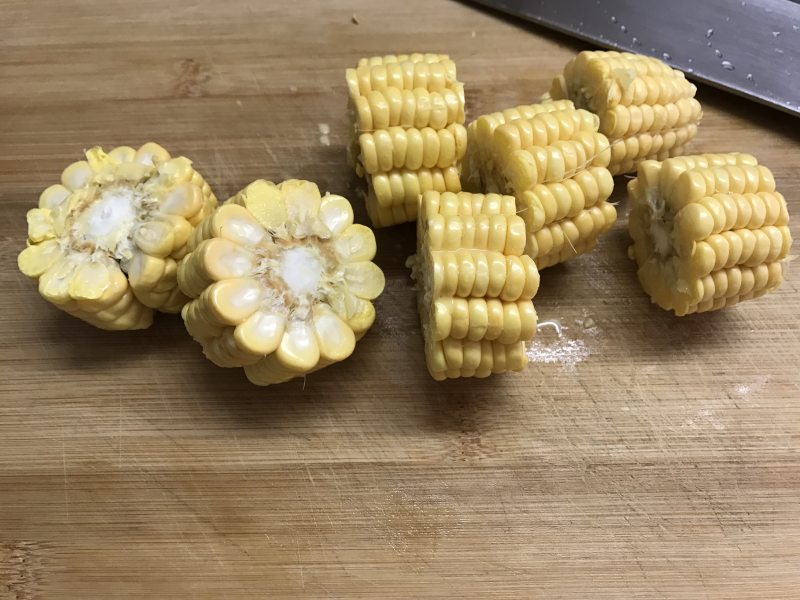 Steps for Cooking Tubular Bone Corn and Yam Stew