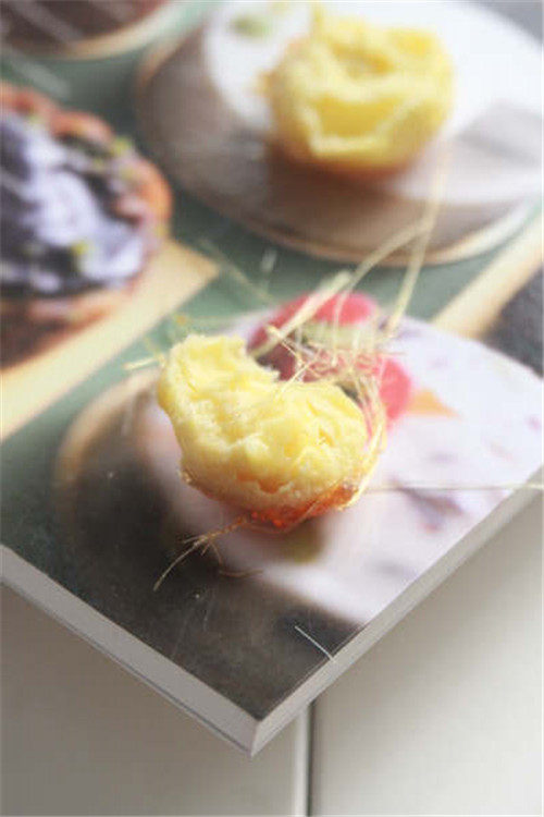 【Tomato Recipe】Caramel Golden Thread Cream Puff Tart - Wrapped in Thick Love