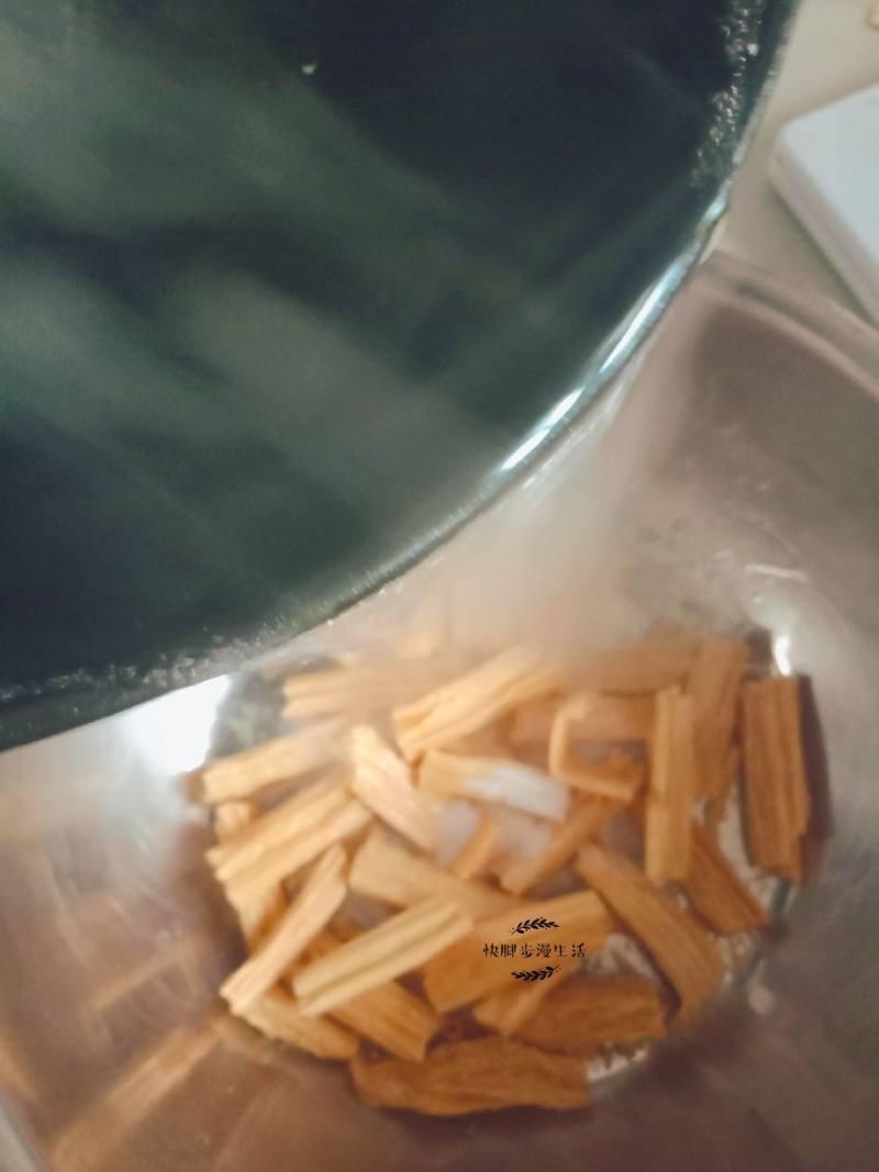 How to Quickly Rehydrate Dried Bean Curd - Step by Step