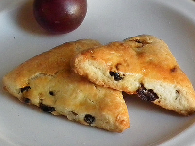 Steps for Making Double Berry Walnut Scones