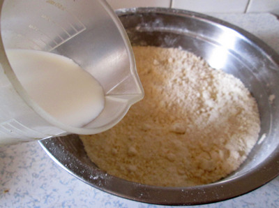 Steps for Making Double Berry Walnut Scones