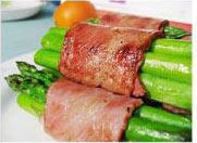 Steps for Making Bacon Wrapped Asparagus Rolls