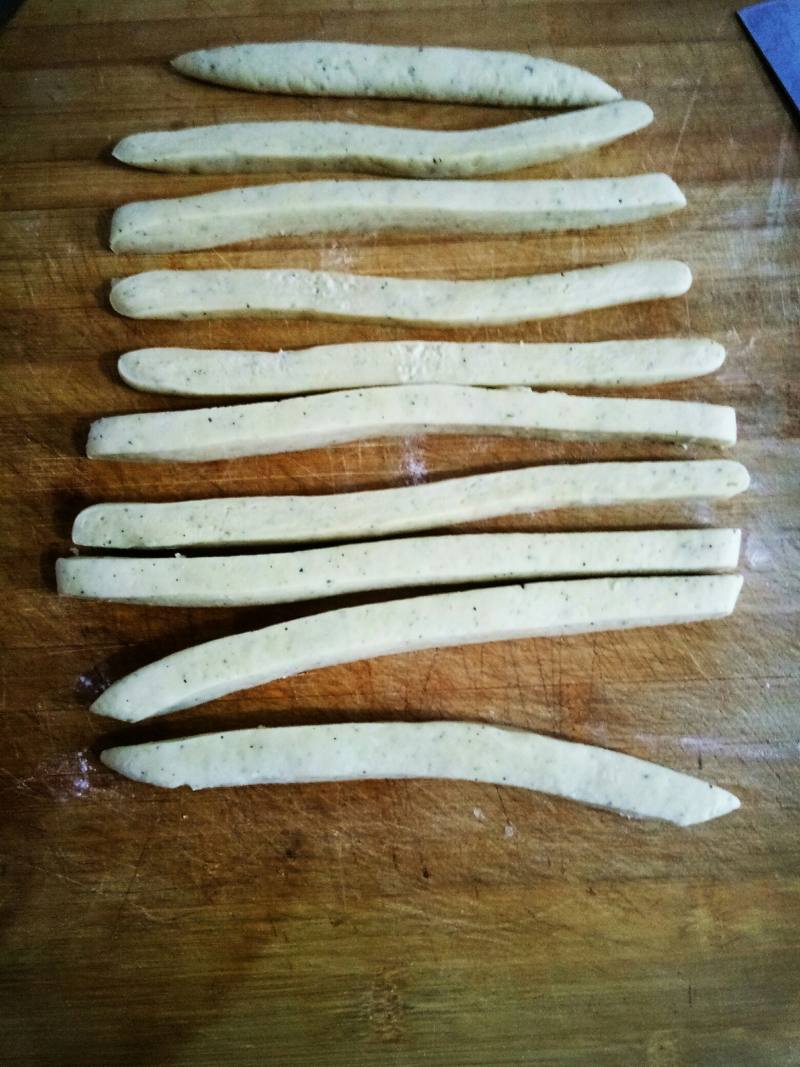 Steps for Making Fried Noodle Snacks