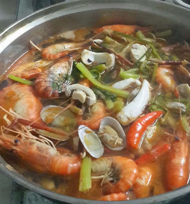 Steps to make Tom Yum Soup