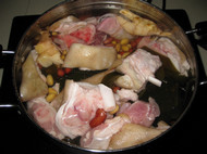 Lotus Seed Soup with Pig Trotters Cooking Steps