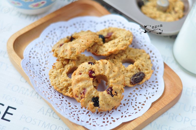 Oatmeal Raisin Cookies