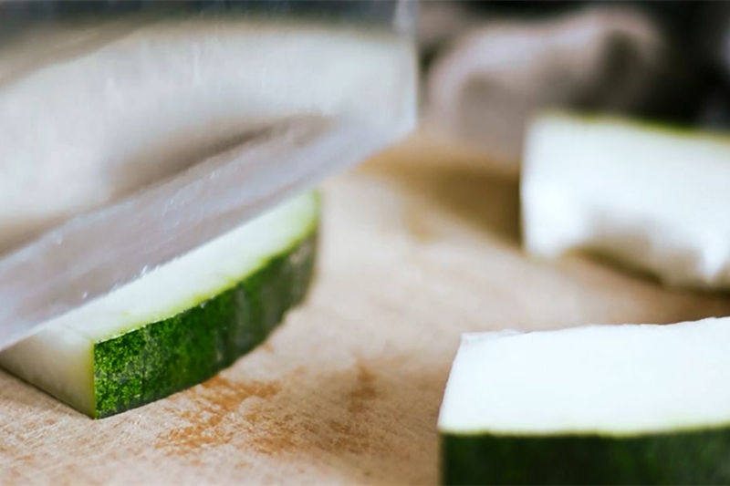 Detailed Steps to Prepare the Bowl of Refreshing Tofu Soup to Replenish Energy as Spring Turns to Summer