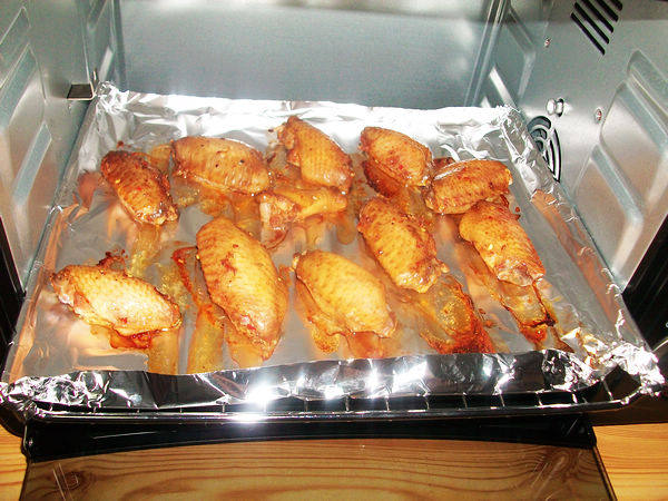 Steps for Cooking Spicy Grilled Wings