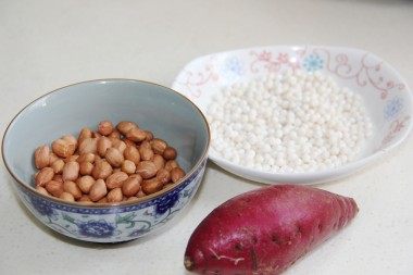 Steps for making Purple Sweet Potato Peanut Sago Soup