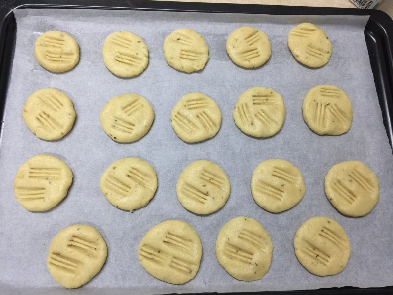 Steps for Making Cheese and Pork Floss Cookies