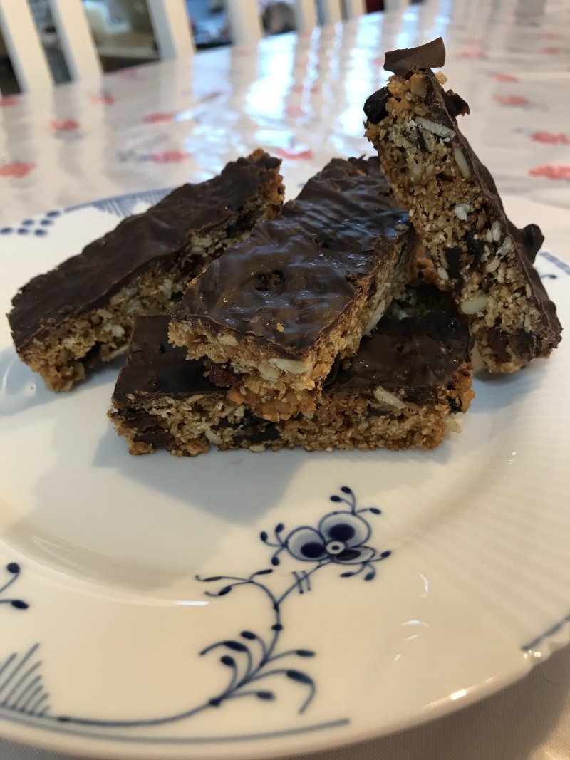 Oat Chocolate Bars