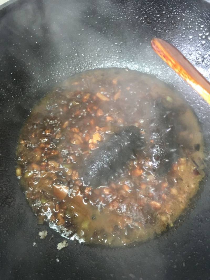 Steps for Cooking Minced Meat Sea Cucumber