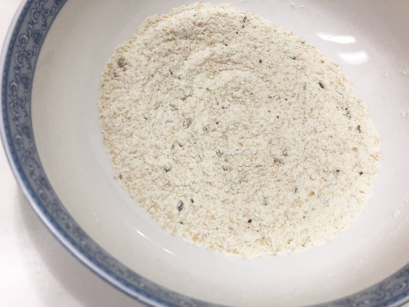 Steps for Cooking Whole Wheat Pancake Rolled with Chicken Breast