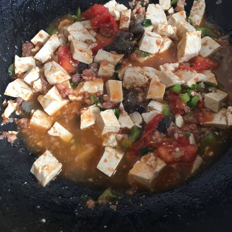 Steps for Making Minced Meat Sea Cucumber and Vegetable Stewed Tofu