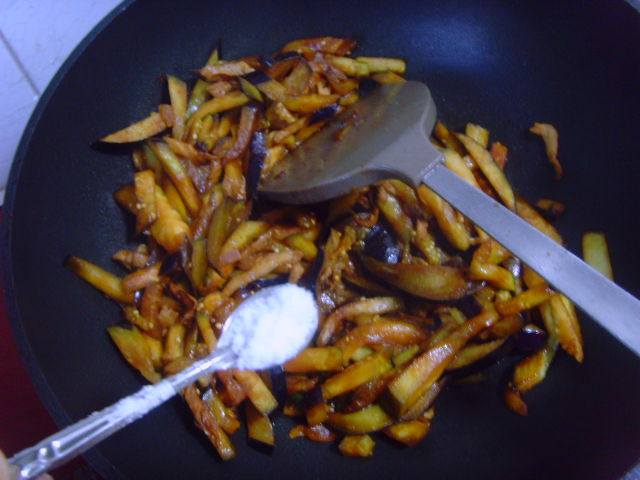 Steps for Cooking Stir-fried Eggplant with Minced Pork