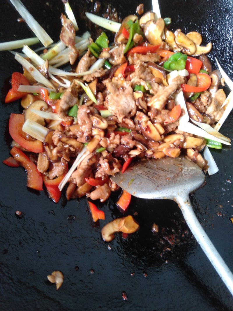 Steps for Cooking Stir-Fried Beef with Mushrooms