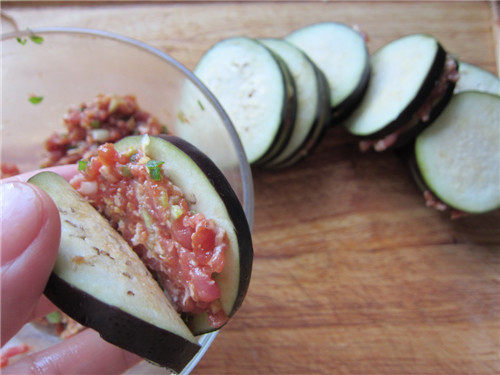 Steps for Cooking Thai Sweet and Spicy Eggplant