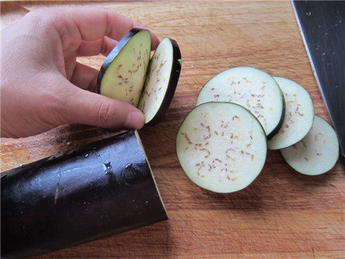 Steps for Cooking Thai Sweet and Spicy Eggplant