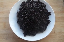 Steps for Making Mango Snowy Black Glutinous Rice