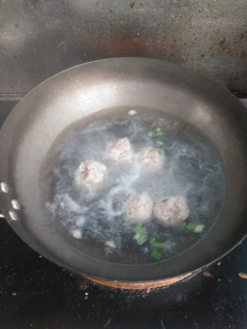 Steps for making Spinach Meatball Cat Ear Pasta