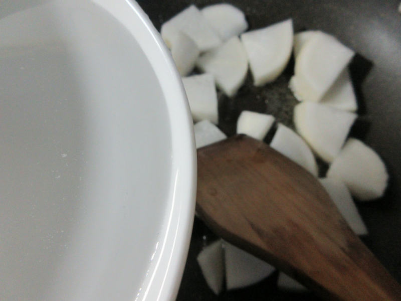 Steps to Cook Sweet and Sour Stir-Fried Radish