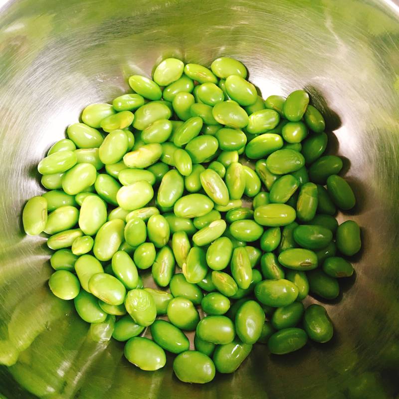 Step-by-Step Instructions for Pear Edamame Cake