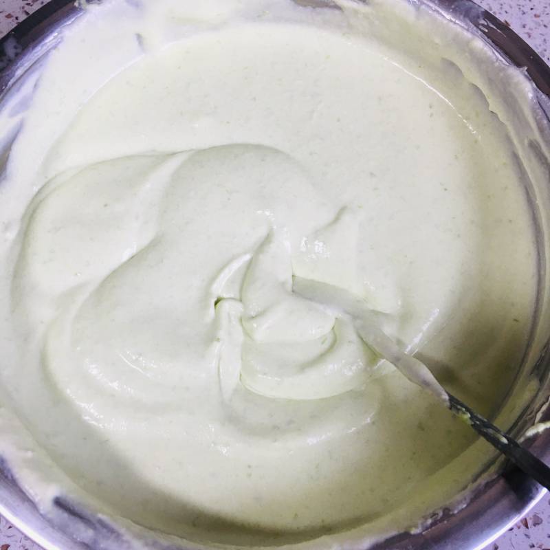 Step-by-Step Instructions for Pear Edamame Cake