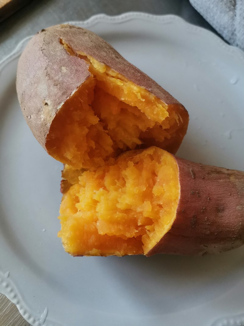 Steps for Microwave Baked Sweet Potato