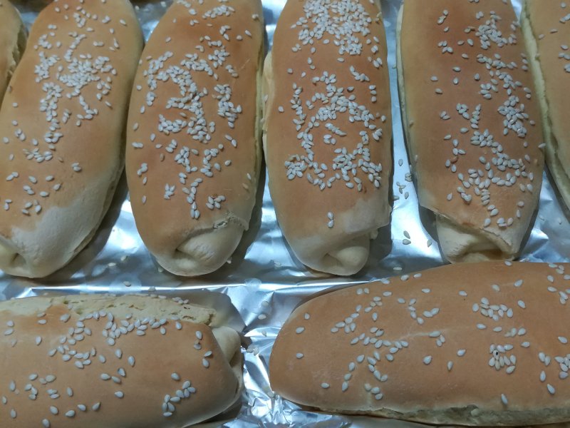 Sesame Roll