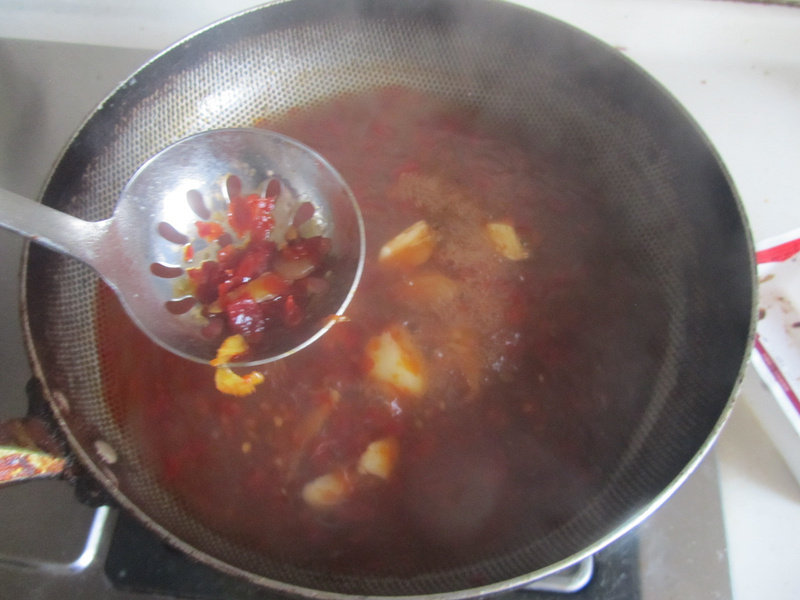 Steps for Cooking Leek, Duck Blood and Konjac Noodles