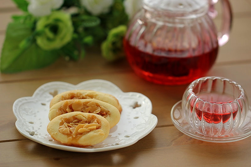 Roman Shield Cookies