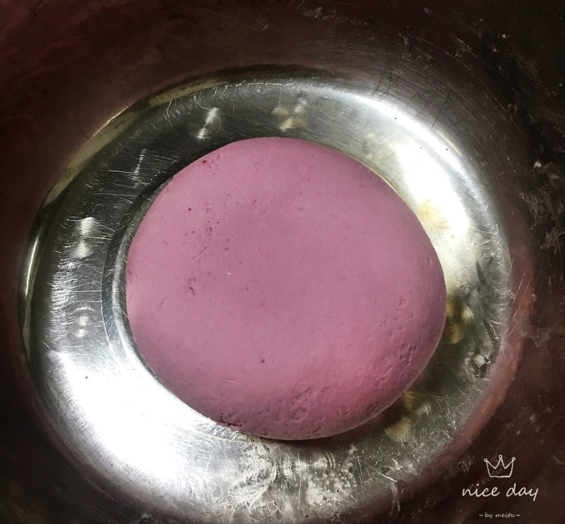 Steps for Making Purple Sweet Potato Handmade Noodles