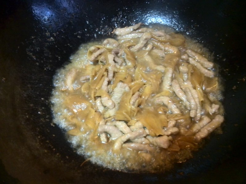 Steps for Cooking Ginger Pork Strips